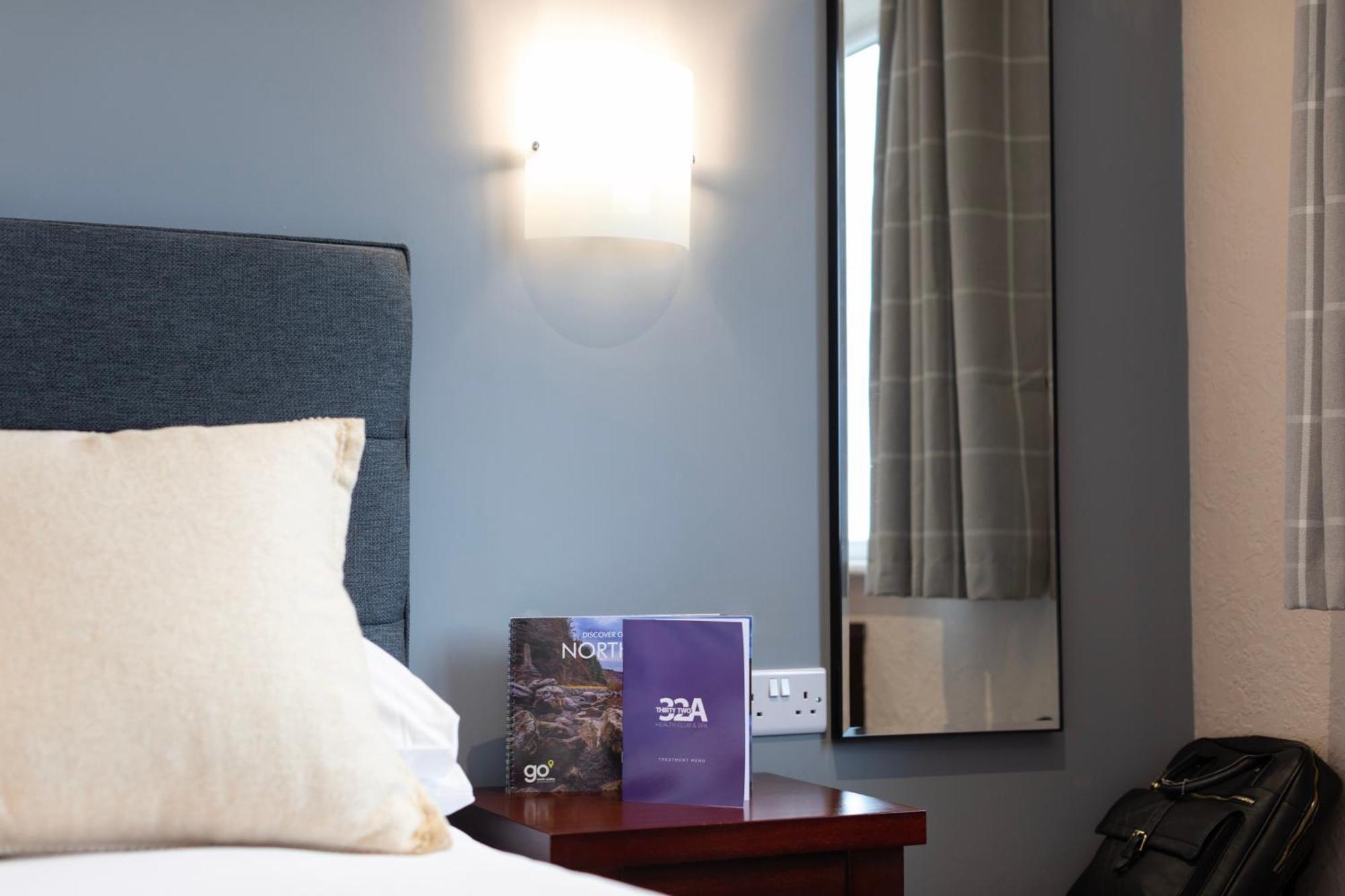 Springfield Hotel & Health Club Halkyn Eksteriør bilde